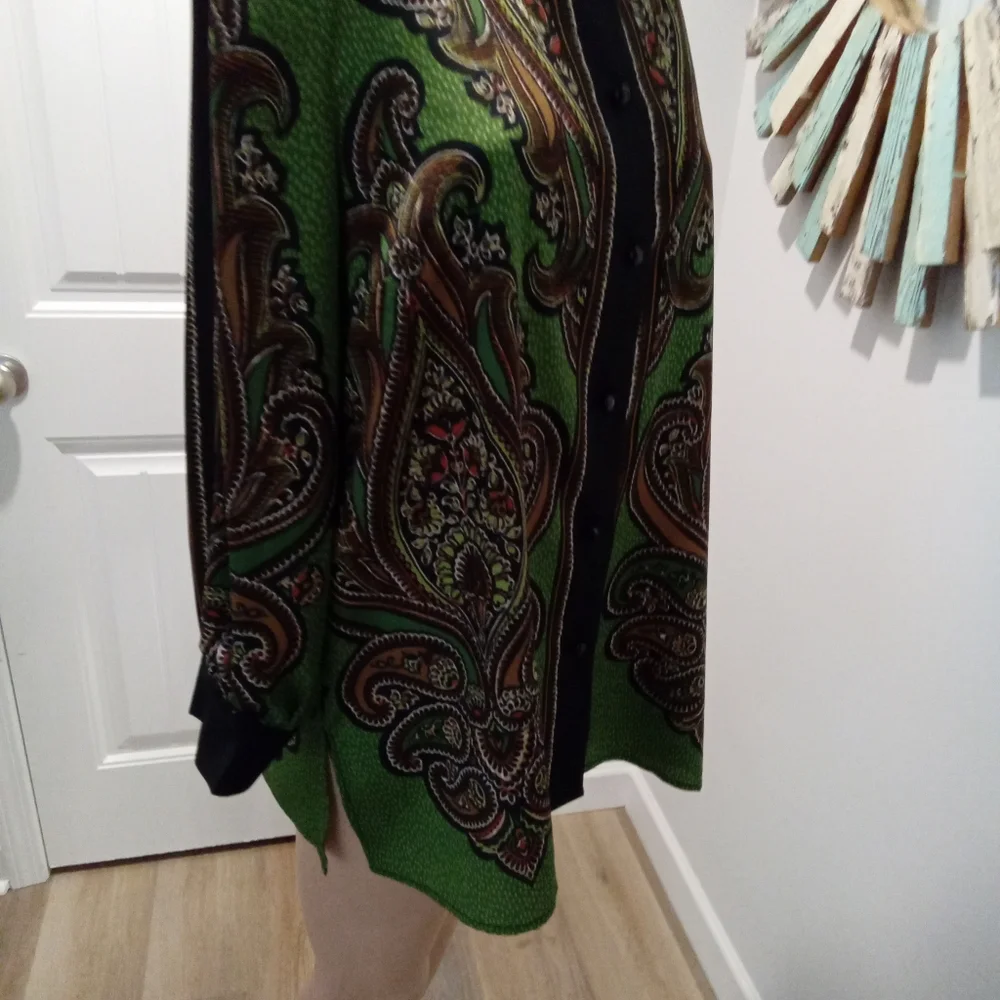 Bob Mackie $10 bob